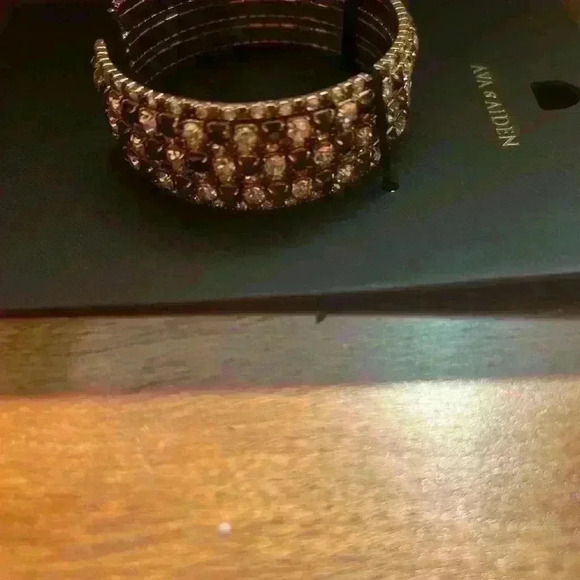 Brand new! Ava and Aiden Gold Sparkly bracelet! - Picture 4 of 5
